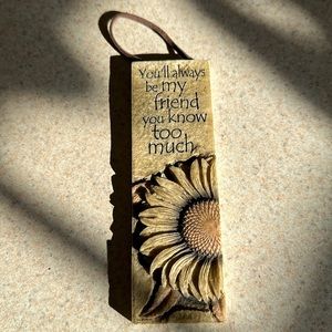 Resin friend sunflower plaque